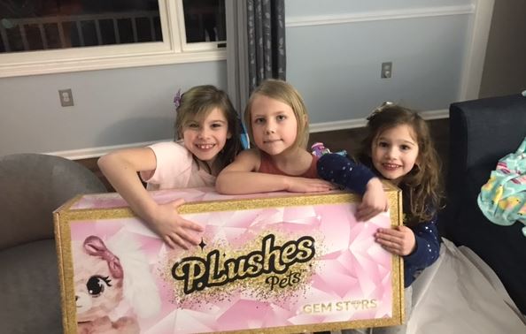 paopao82's tweet photo. Had a great P.Lushes pets party this past Friday @SpinMaster and @Tryazon! Kids had a blast choosing their favorite fashionista Gem stars pet. My kids favs were the January pet Scarlett Smooches & February Callie La'Pooch. All the kids had a lot of fun #ThatPlushLife #plushespets https://t.co/wPMxceONBG