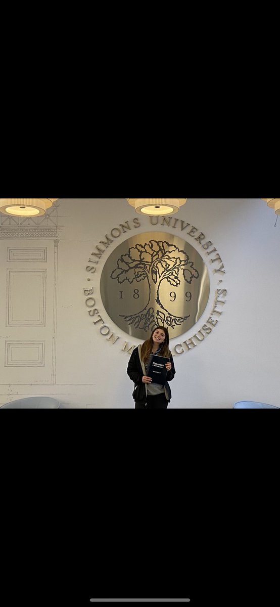 LizziSidler's tweet photo. Had a great time in Boston this weekend! Got to check out Simmons University and watch @SimmonsSoftball  win their games. Congrats sharks 🦈 https://t.co/yaoEUZDSZu