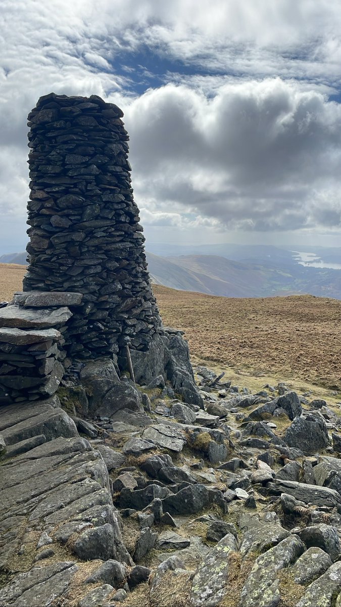 Kellya1997's tweet photo. What a day. 5 more ticked off ✅⛰️ #wainwrights #theknott #highstreet #thornthwaitecrag #stonycovepike #hartsopdodd https://t.co/KugESLOHOj