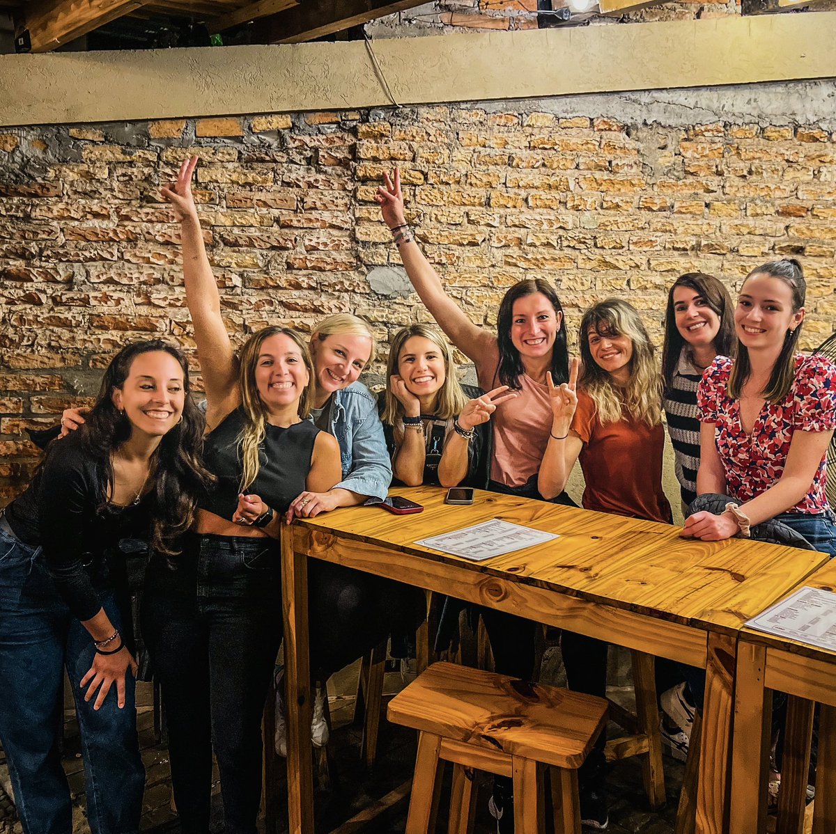 Maria__1411's tweet photo. VICKY-LAND ❤️‍🔥🇦🇷

#round2done✔ #argentina #termas #motogp #girls #reunited #livingthedream #aroundtheworld https://t.co/Bqu0YXwN6P