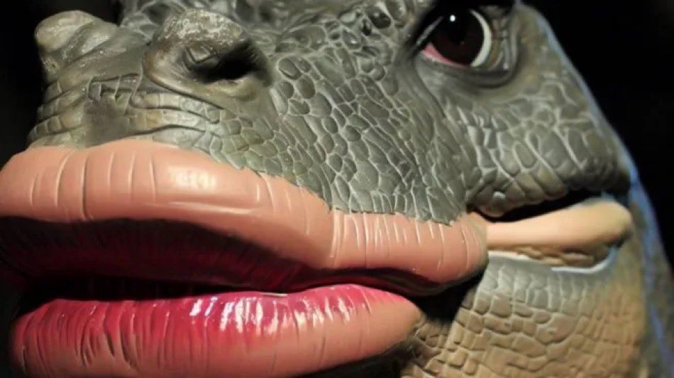 pabloocaba's tweet photo. jurassic Drag https://t.co/p2SwCOYaJV