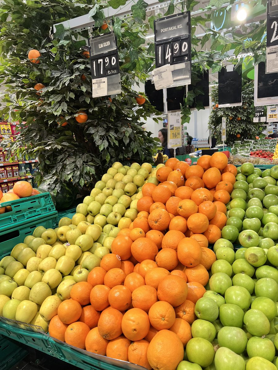 Şu sıralar manav reyonu kadar içimi açan başka bişey yok 🥰 Allahım ne güzel yaratmış rengarenk 🫶