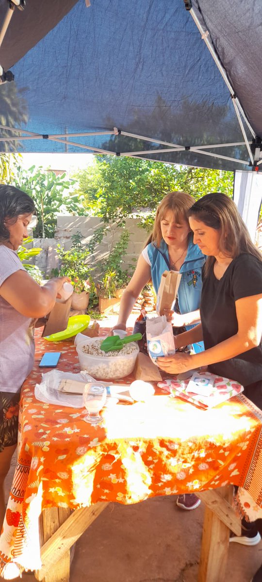 oviedo_luis's tweet photo. Este domingo en el B° Giovinazzo junto a la Agrupación AD❤MIS, tarde de entretenimiento para la gurisada.
¡Gracias Rosa y Alejandro por abrirnos las puertas de su hogar!
#EsConSole @SoledadBalan
@ADOMIS_Misiones @cjdechat
@udpm_misiones @grillo141
@chekielon @floriivillalba https://t.co/npReJ33WI8