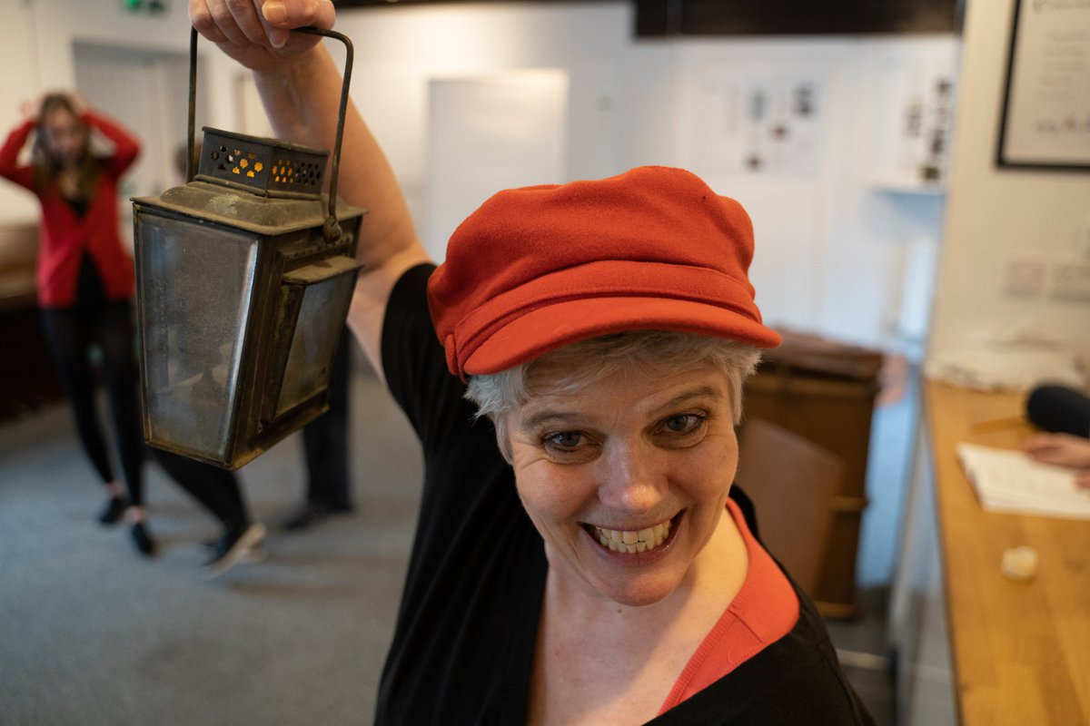 WharfTheatreDev's tweet image. Next stop at The Wharf, The Railway Children 🚂

Join Bobbie, Phyllis and Peter on their adventures in this classic children’s story. Tickets are selling fast so make sure you get yours quick.

Running from May 8th to 13th. Tickets from Wharftheatre.co.uk/show and Devizes Hub.