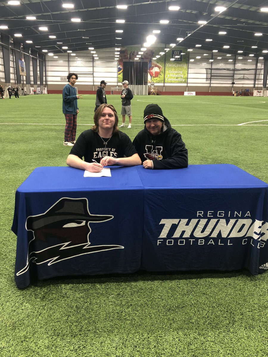 ScotchM's tweet image. Jacked up to see @Tiki_Umbach from provincial champion @WMF_Weyburn &amp;amp; International Champion 15U/Varsity @SaskSelectsFB wearing @reginathunder colours! Tiki is a former OL/DL that will be playing FB.  Tiki is a strong player with a high motor and football IQ.