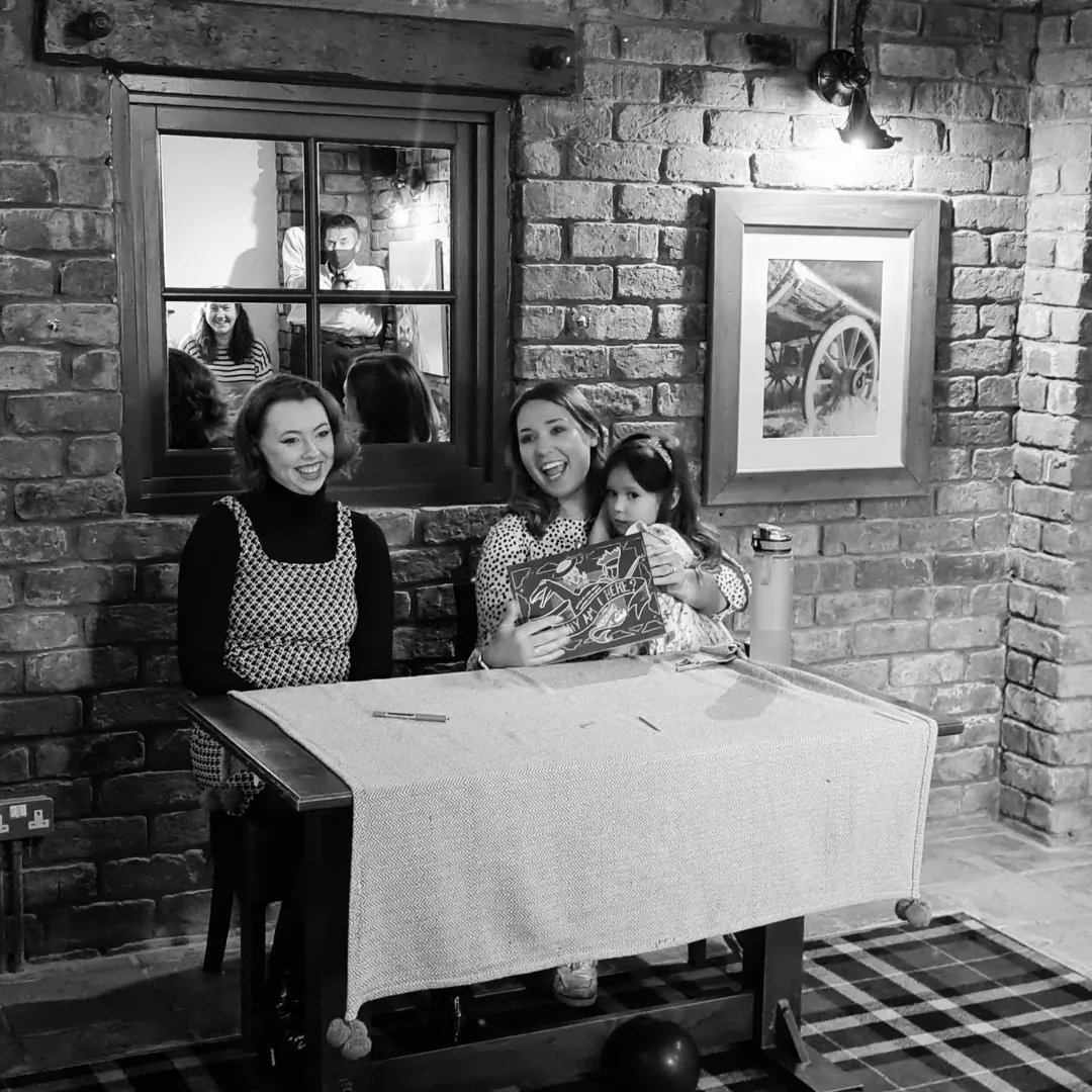 Happy International Children's Book Day! Here's to all the fantastic children's books that help inspire the next generation. To the writers, to the illustrators, to the readers. To all of you! 📚🫶
#InternationalChildrensBookDay #selfpublished #ChildrensBookDay #ChildrensBooks