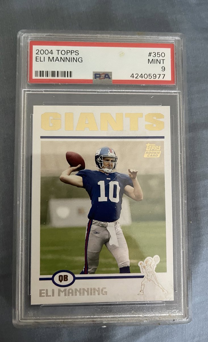🚨GIANTS FAN GIVEAWAY #2🚨 

Giving away a 2004 Topps Eli Manning rookie card, PSA 9.

How to enter:

Retweet/Like this post.
Follow me: <a href="/TheDougRush/">Doug Rush</a>
Tag 3 friends in the comments.

Winner will be announced Sunday, April 9th. A nice Easter gift to someone on here. 🐣 🐰 🏈