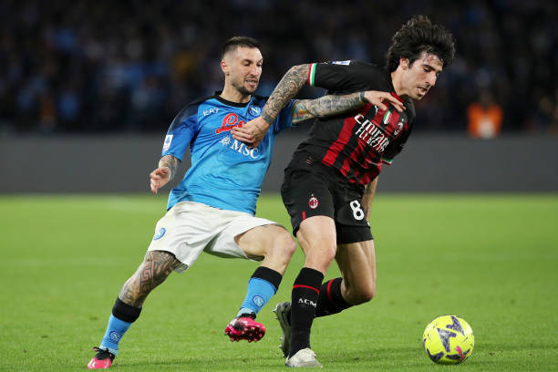 MilanPosts's tweet photo. 🇮🇹 Tonali v Napoli

90' Minutes played
1 Assists
52 Touches
25/32 (78%) Acc. passes
3 Key passes
3 (0) Crosses (acc.)
2 (1) Long balls (acc.)
1 Big chances created
1 (1) Dribble attempts (succ.)
8 (7) Ground duels (won)
1 (0) Aerial duels (won)
11 Possession lost
1 Fouls
1 Was fouled
2 Clearances
2 Blocked shots
5 Tackles