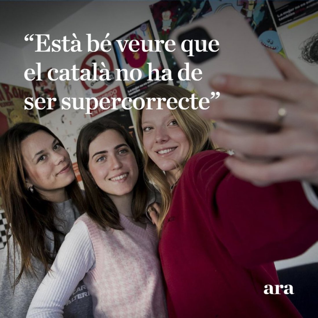 Quan penso amb la sort que hem tingut podent viure juntes a BCN des de primer de carrera no puc sentir-me més agraïda amb tots els qui ho han fet possible. Amb vosaltres he après molt i m’heu ajudat a convertir-me amb qui soc ara. Qui hagués dit que acabaríem així 🥹❤️‍🔥 us estimo