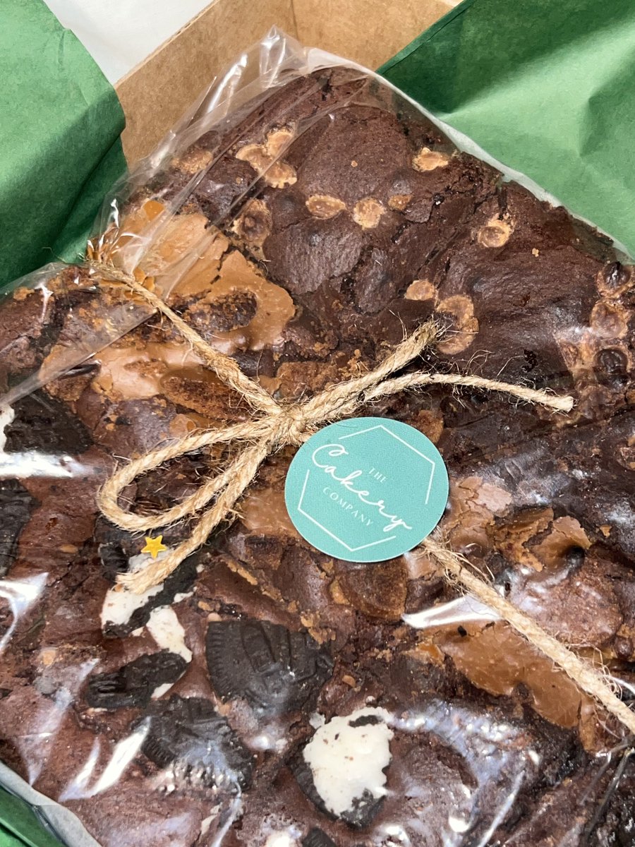 Ferdousi_'s tweet photo. From the brownie queen herself🥹🤍
@CoCakery https://t.co/GaYv3SNCrr