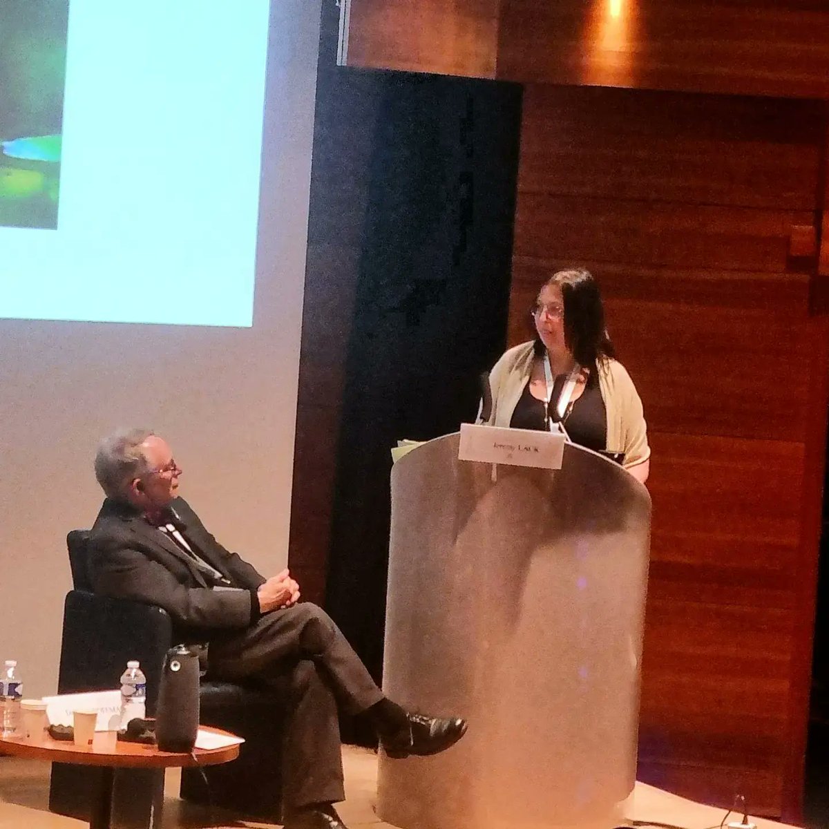 Ad Augusta tweet media