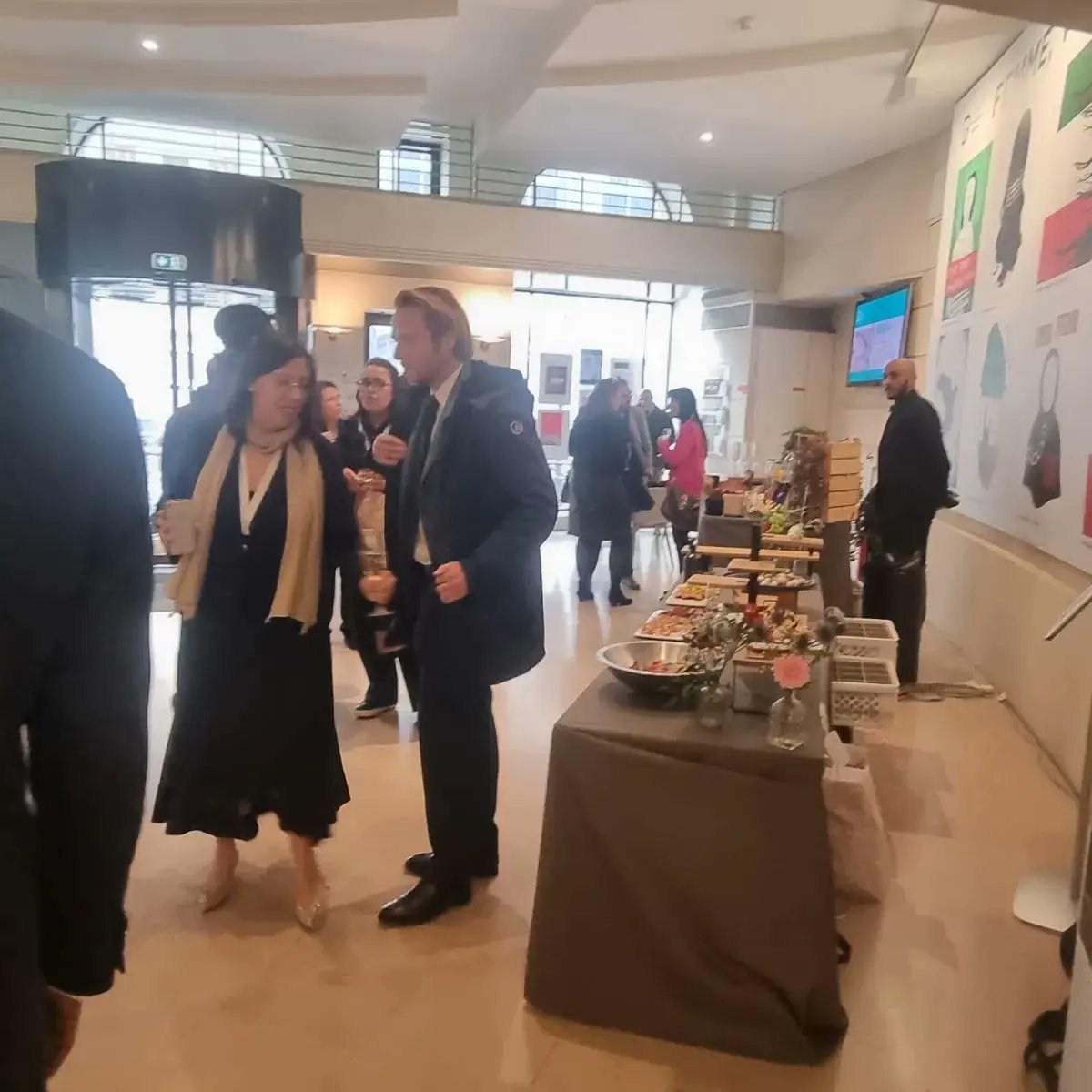 Ad Augusta tweet media