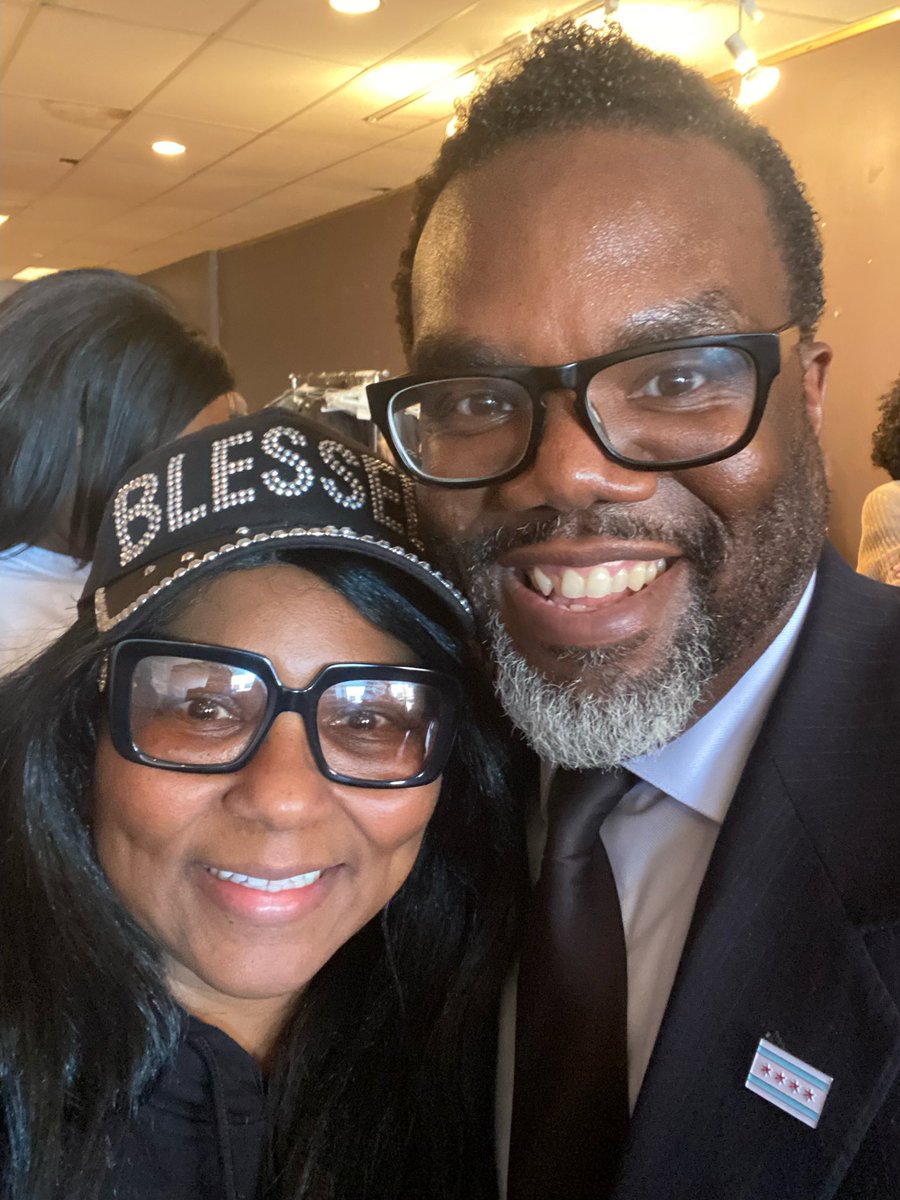 Warren For 30 tweet media