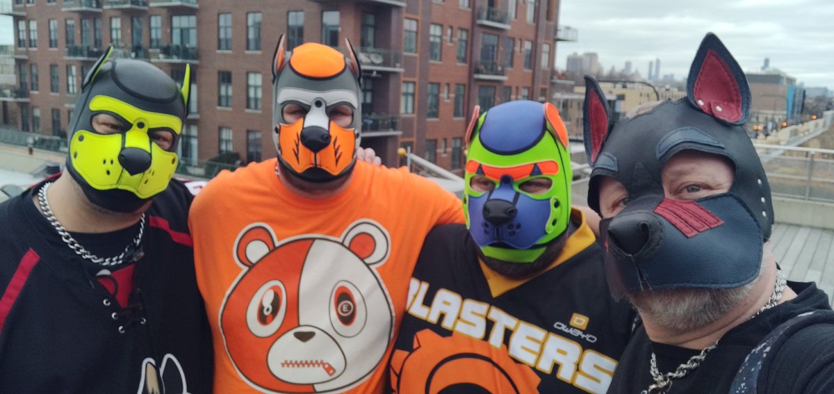 Bouncerthepup's tweet photo. It was a really great #iptc #iptc2023 weekend with @HoundSpike, @SecaPup, @PupSlapshot and whole bunch of amazing folx https://t.co/JxN6SD3CyR
