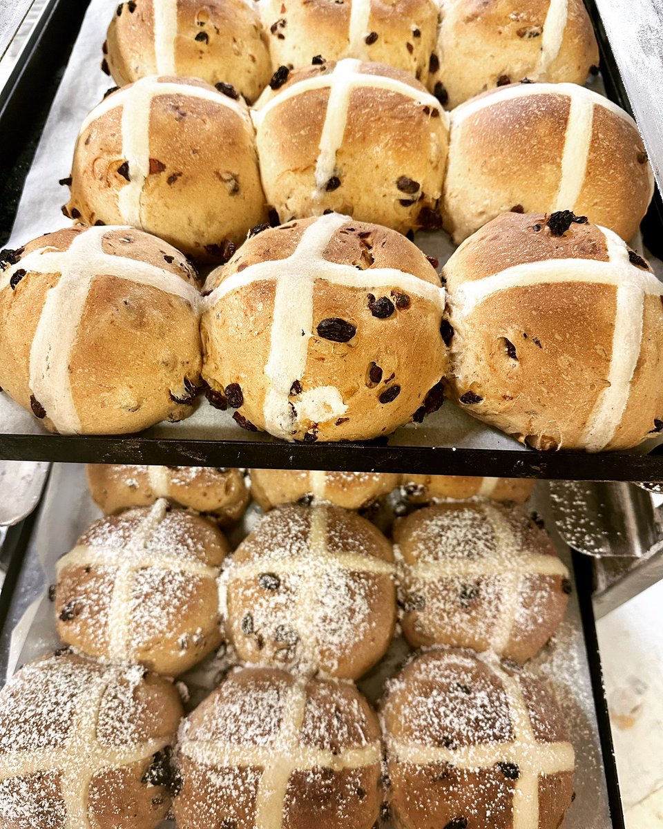 Dannys Bakery tweet media