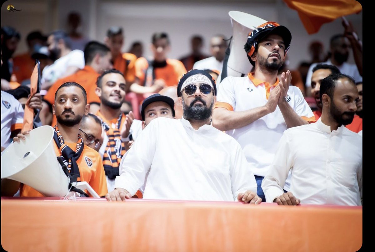 alsafaclub_11's tweet photo. الكمليً يسلم عليكم ويقول جاهزين ليوم السبت 🧡🖤👏 https://t.co/tLmIVLTeQZ