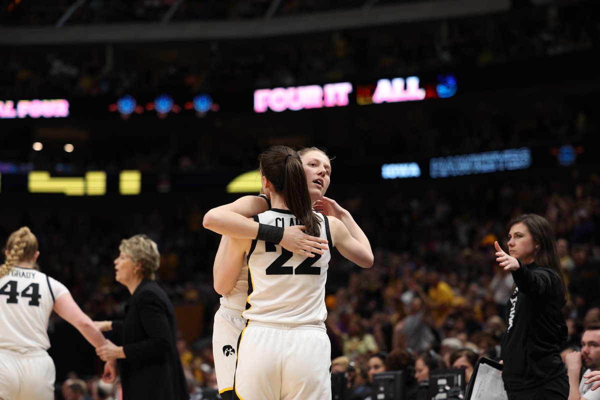 Thankful for all of the special memories this season <a href="/IowaWBB/">Iowa Women's Basketball</a> and so proud to be a Hawkeye. Go Hawks!