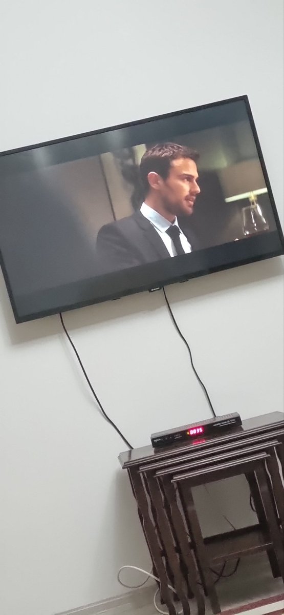 mrvemavi's tweet image. #HowItEnds