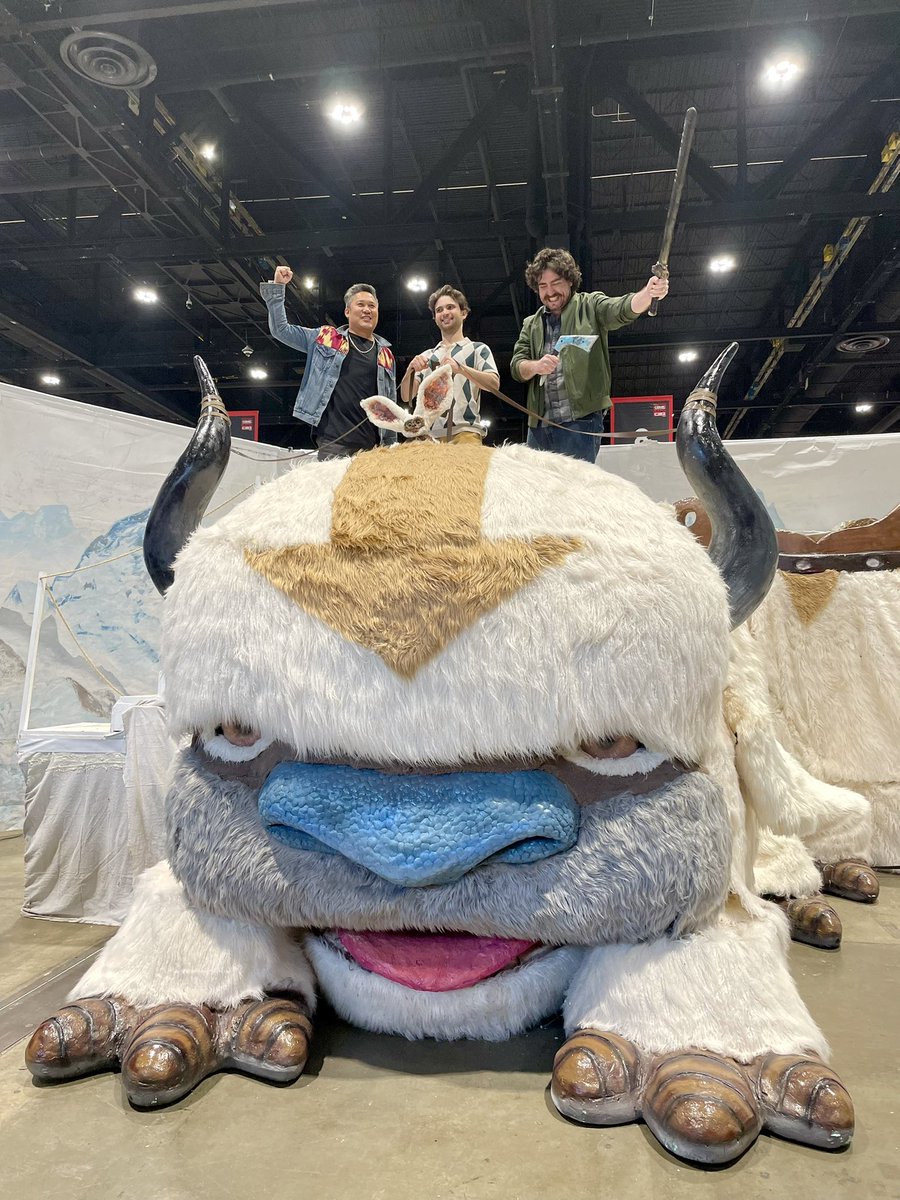 Dante Basco (Zuko), Zach Eisen (Aang), &amp; Jack DeSena (Sokka) make the weekend complete with an Appa ride! Yip yip!