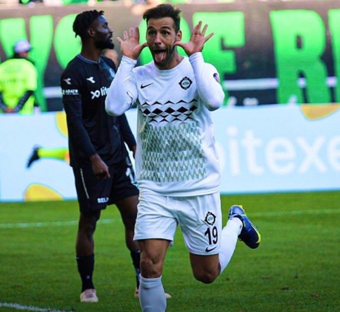 Bir reddit kullanıcısı yapay zeka ile Sakarya'nın kocasını çizdi