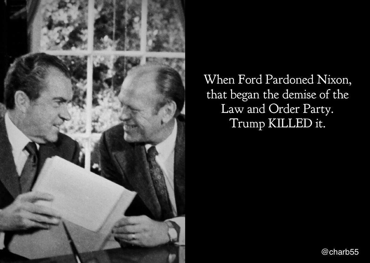 charb55's tweet photo. @MaryLTrump https://t.co/CdR0wgfMOI