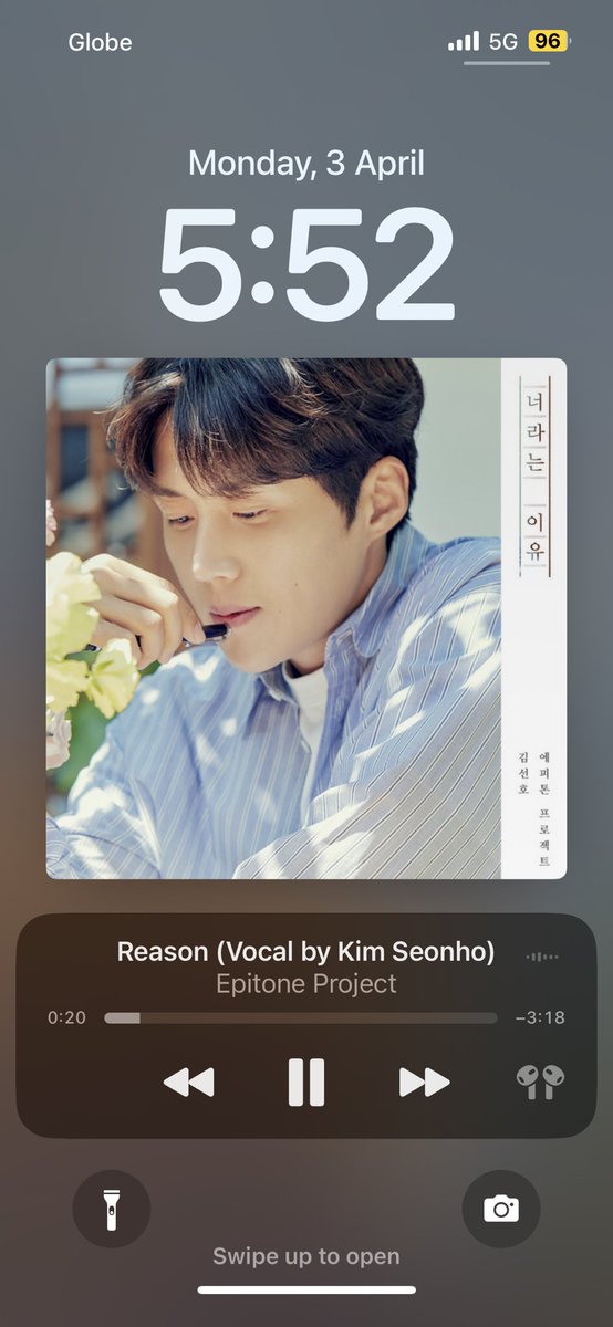 How to start your Monday? 😌 #KimSeonHo #YouAreTheReason