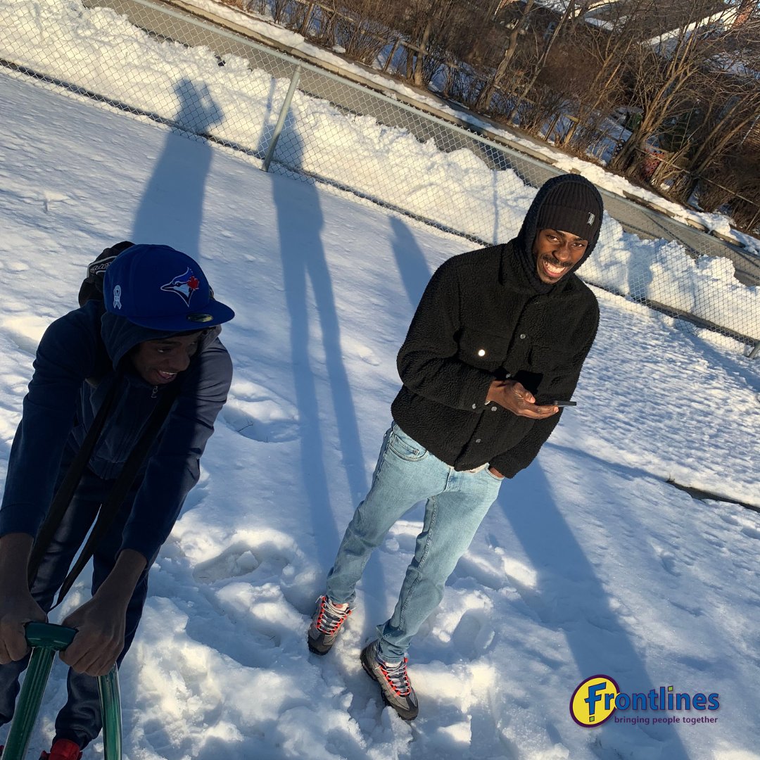 frontlinesto's tweet photo. Visit our website and register now for our Rooted Program.We had our teens go outside to the park and participate in a workshop where they learned about the benefits of nature to the human body and mind 🍃 ❄️ 💆♂️ #torontoyouth #torontocommunity #torontoprogram #torontopark https://t.co/eUmm1QdbBt