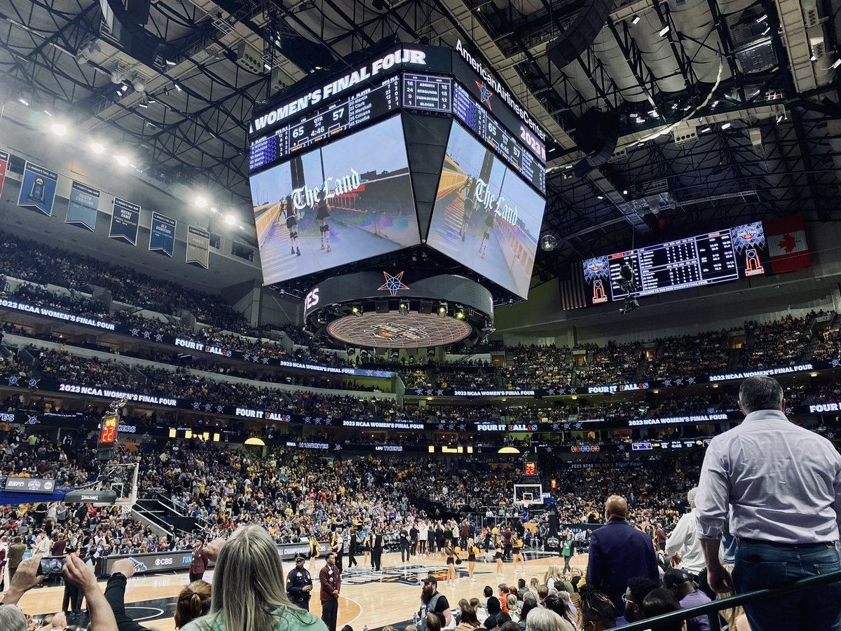 RocketArena's tweet image. We’re on the clock. See you in 2024, @WFinalFour! 🏀