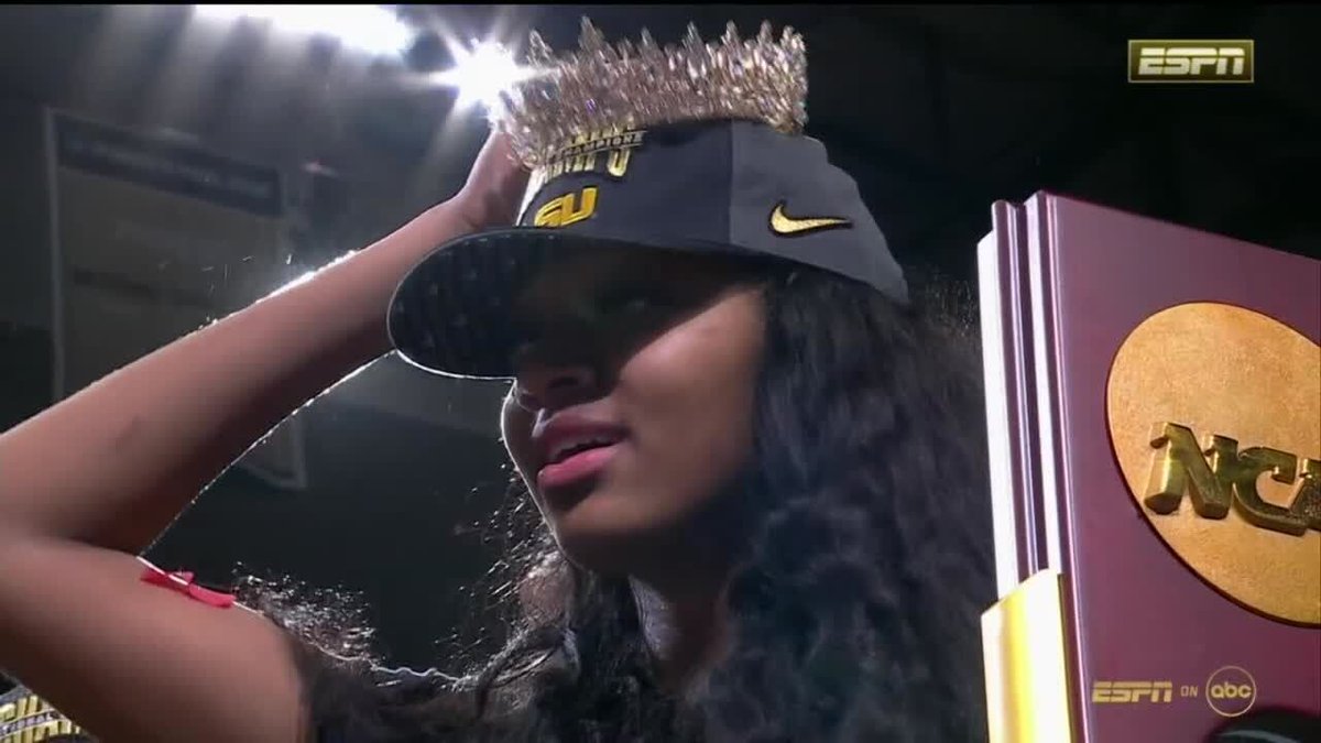 CROWN HER. 👑