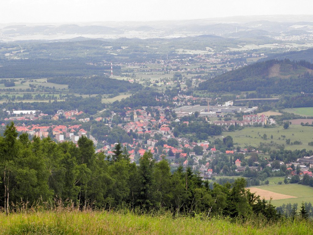 Let's fly home! A moment to catch my breath in the mountains! A lot of time and an idea for a location for the comics. 
#storytime #storyprompt #dailywriting #journaling #dailypractice #lifewriting #moutains #poland