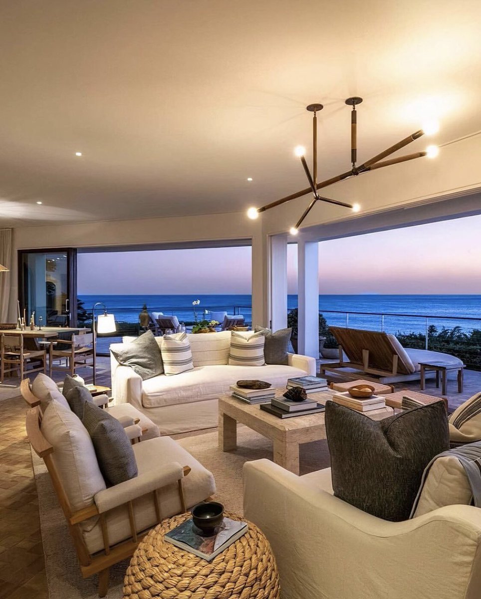 INTERIOR PORN on Twitter "Kim Kardashians living room looks so beautiful"