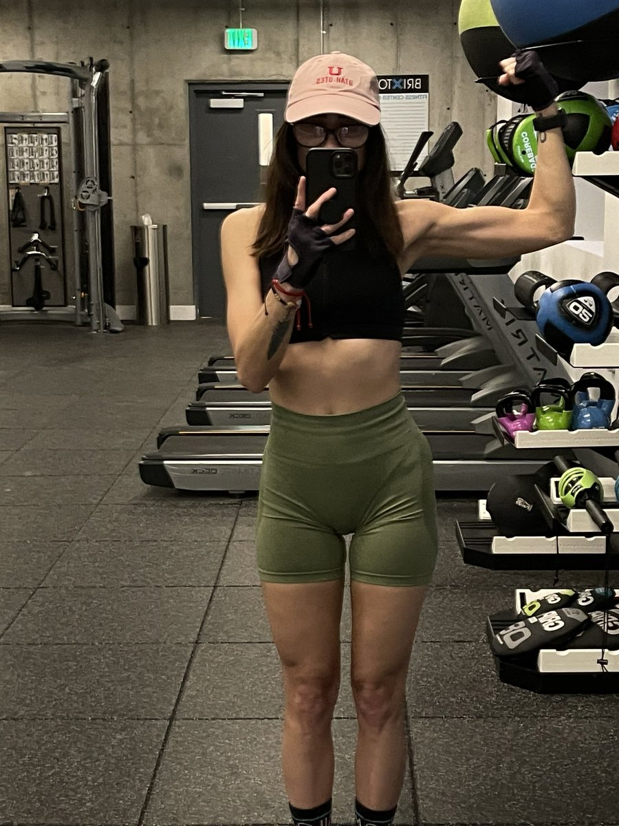 Progress is slowly made, by repeating the same workouts for a few months. Staying consistent it key. #ugc #fitnessmodel #scoutme #ugccommunity #ugcopportunities #UGCNET