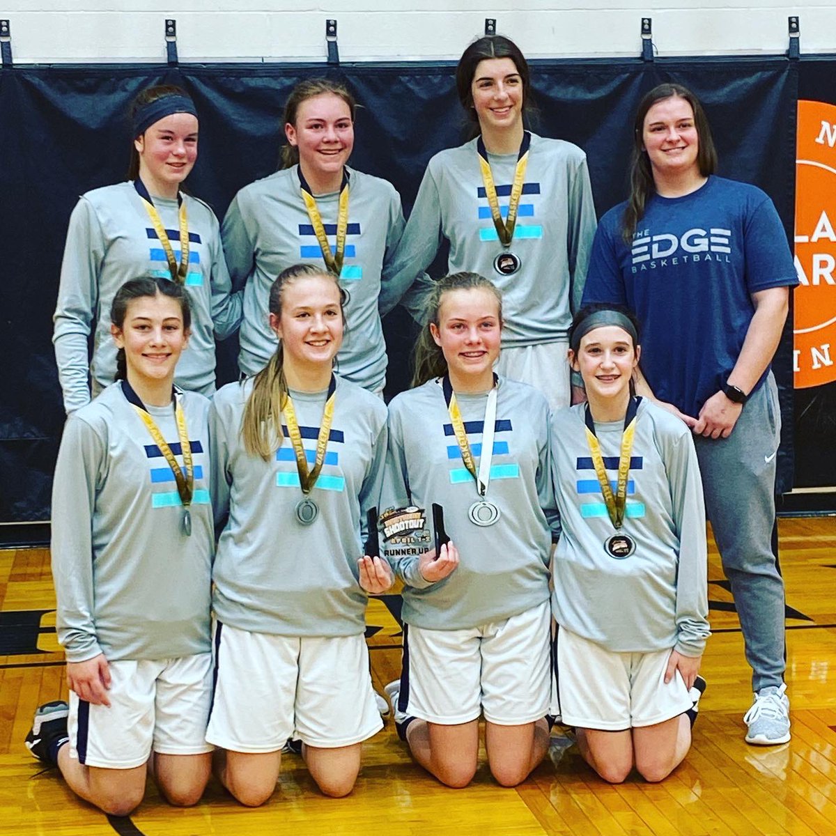 CONGRATS to our 8th Grade AAU Girl’s 🏀 teams!

The blue team (white jerseys) competed in the Brandie Hoskins Classic in Dayton, OH. They were the tourney champions!

The white team (gray long sleeve) competed in the Northern Shootout in Ada, OH. They were the tourney runners up!