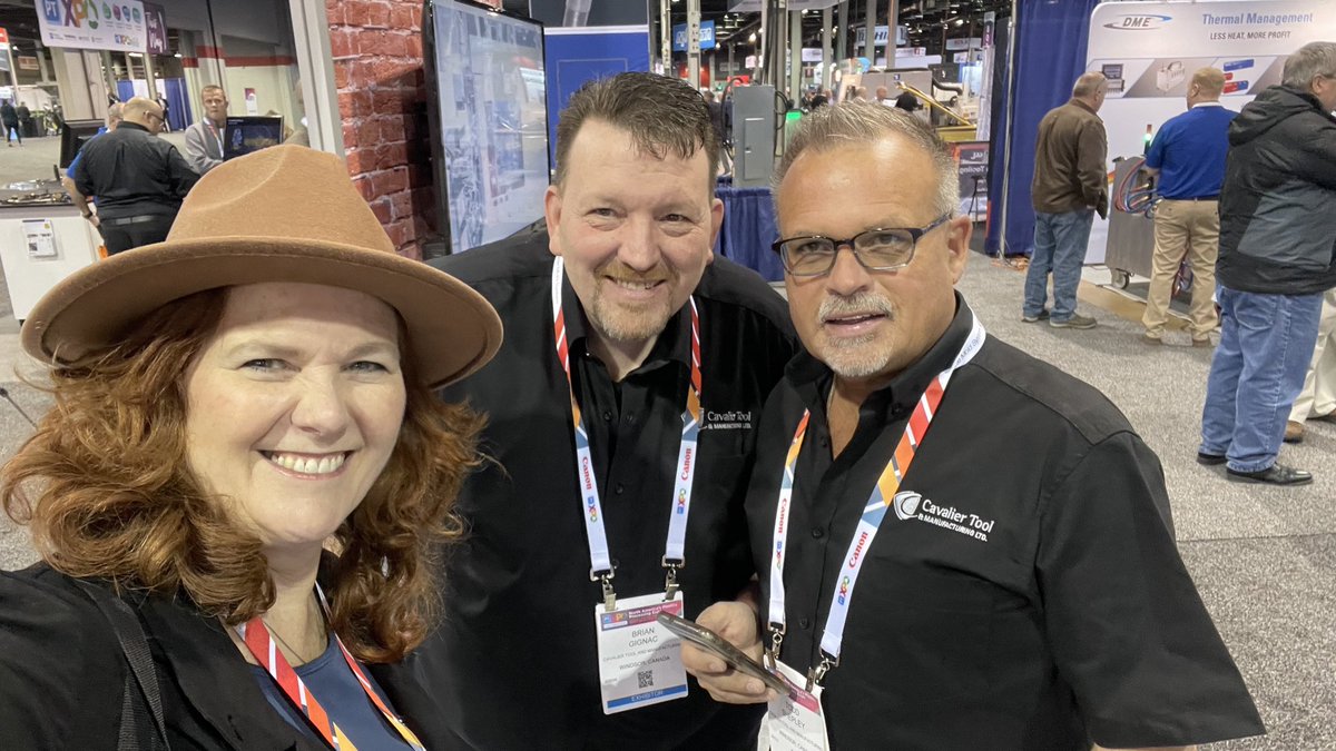 GailNow's tweet image. Always great to stop by to visit with @brian_gignac and @RTShepley  - of Team @CavalierTool 

Part of the #CavalierArmy - from #PTXPO 2023 

This was from last day of a very busy show! 

Well done @GardnerBizMedia @MMTMag