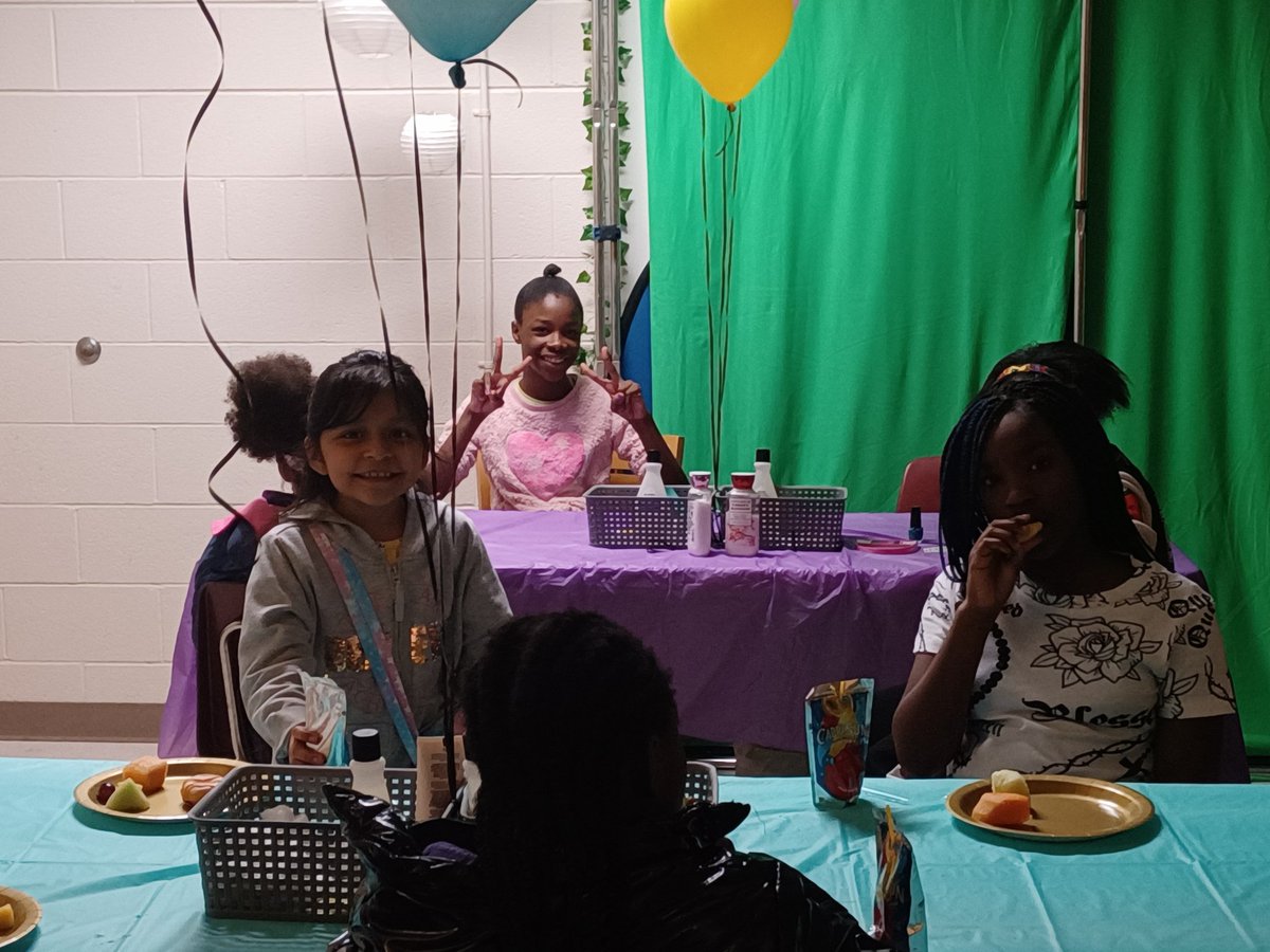 curtis wright (@curtiswright72) on Twitter photo The Spa day <a href="/PeytonForestES/">Peyton Forest Tigers</a> was so amazing as our lady tigers were beaming with confidence and excitement. Thank you <a href="/Fab4th_TScott/">Tennith Scott, MEDL</a> Mr. Sledge and the amazing staff that arranged this day. The Spa day <a href="/PeytonForestES/">Peyton Forest Tigers</a> was so amazing as our lady tigers were beaming with confidence and excitement. Thank you <a href="/Fab4th_TScott/">Tennith Scott, MEDL</a> Mr. Sledge and the amazing staff that arranged this day.