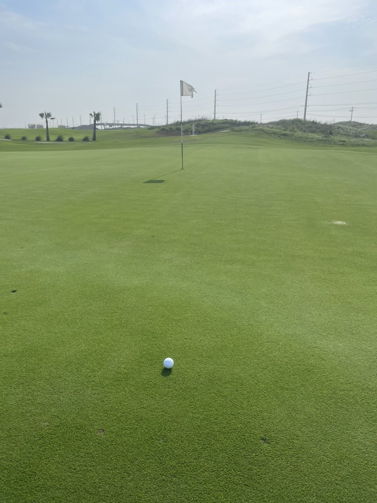 eroyervides's tweet photo. Sunday Funday!  ⛳️ https://t.co/7I805dRutp