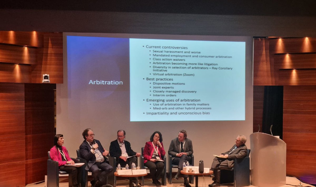 Ad Augusta tweet media