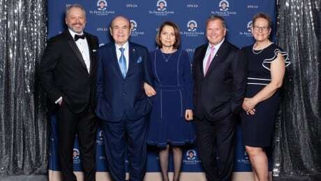CBCNS's tweet photo. St. FX receives largest private donation in university's history https://t.co/dLLtMEaQHl https://t.co/cawyfaBOkD