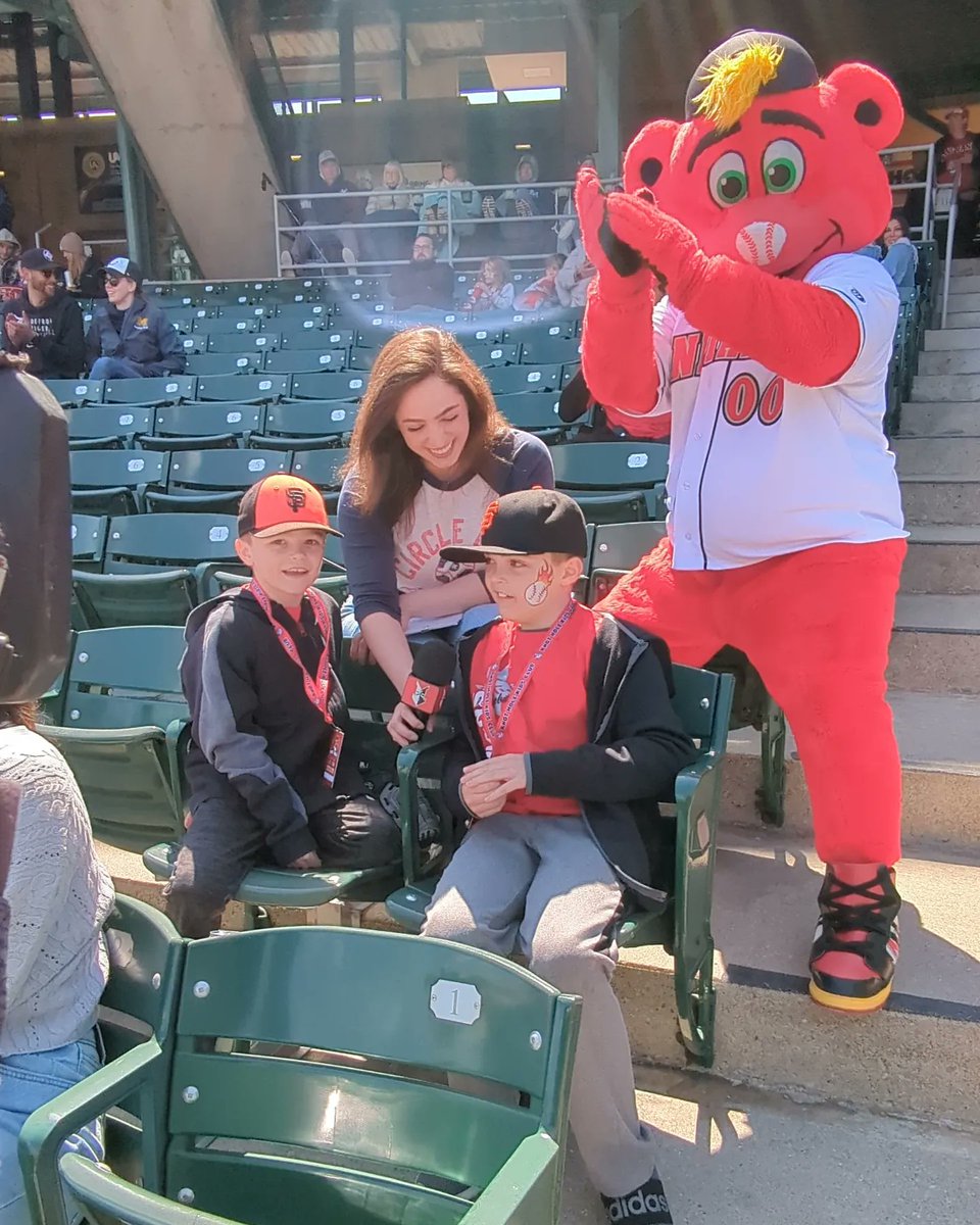 YoureCoolByLK's tweet photo. The #yourecool boys made a trip to watch the @indyindians today. They hung with #rowdie and even got to announce the first batter @TSwaggerty_21!! Whaaaat?!?
Indians lost but it's all good...
"Because everyone is cool" - LK 😎 https://t.co/2alABOwxCP