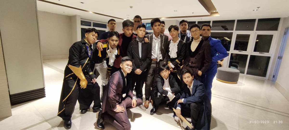 twinarron's tweet photo. soiree 
03312023 https://t.co/qbqMQoDX47