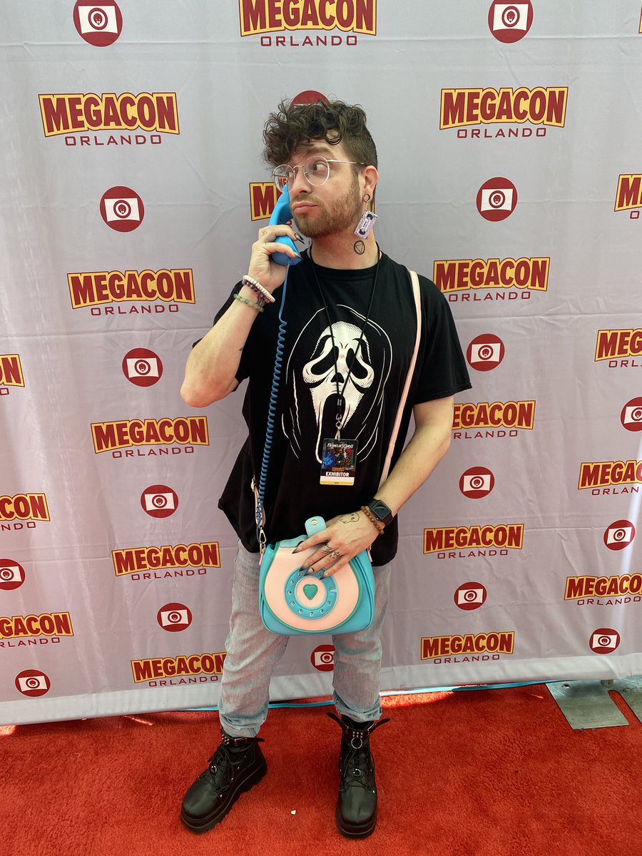 That’s a wrap on MegaCon 💕 thx so much to everyone that came by the Creator Stage for a reading and my panel! Watch the replay on YouTube! Madam Adam LLC 💕💕 #madamadam #tarot #megacon