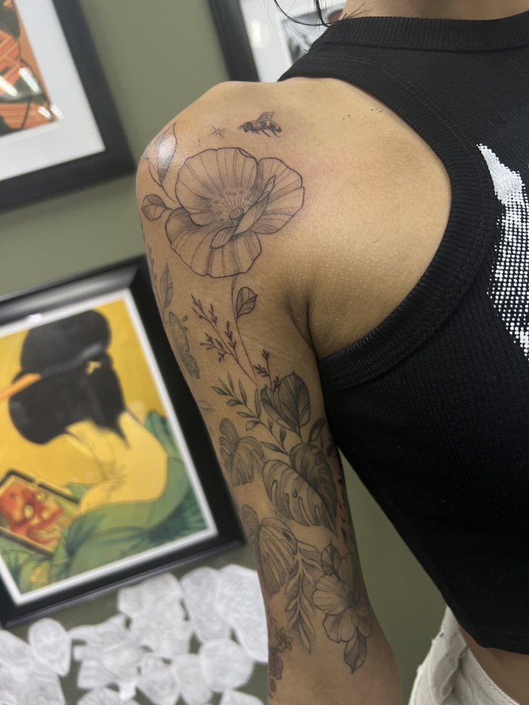 Helenrosetattoo's tweet photo. 🌸🌼🌺 https://t.co/4Qmh2Z1EL7
