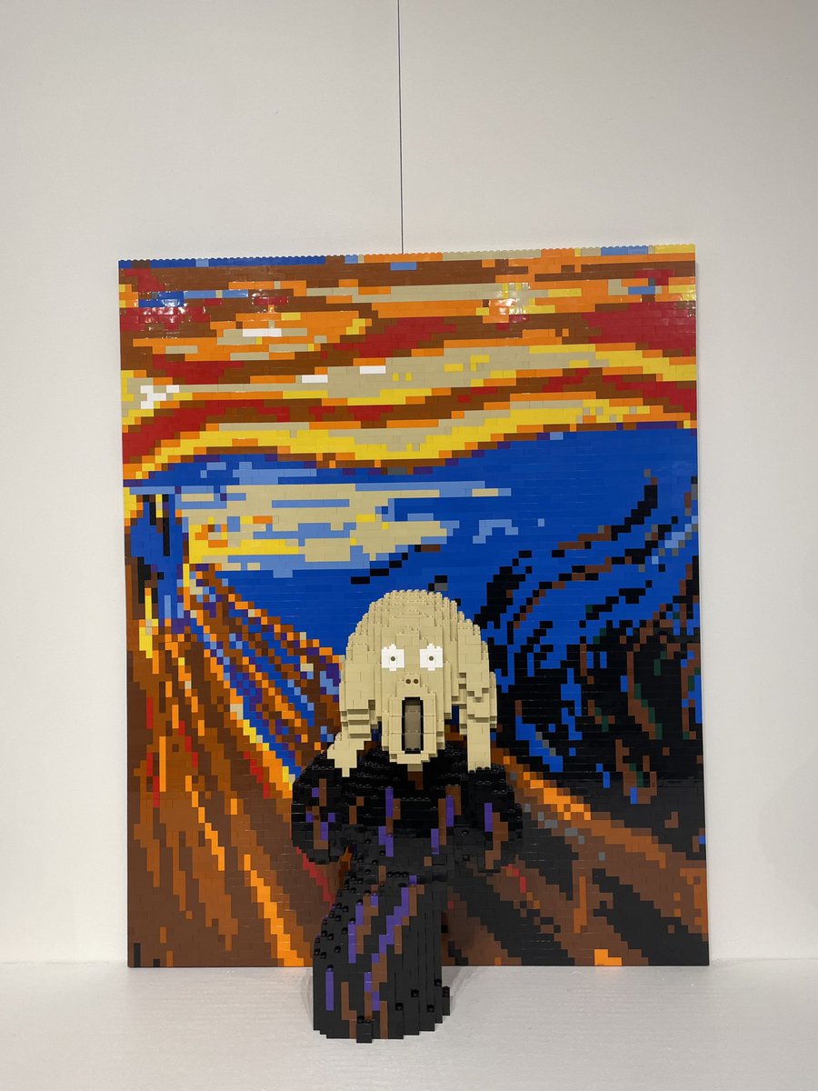 always_manami16's tweet image. I liked the second one 😉
He is really like me when I suffer from assignments hehe
#LEGO #BostonBricks