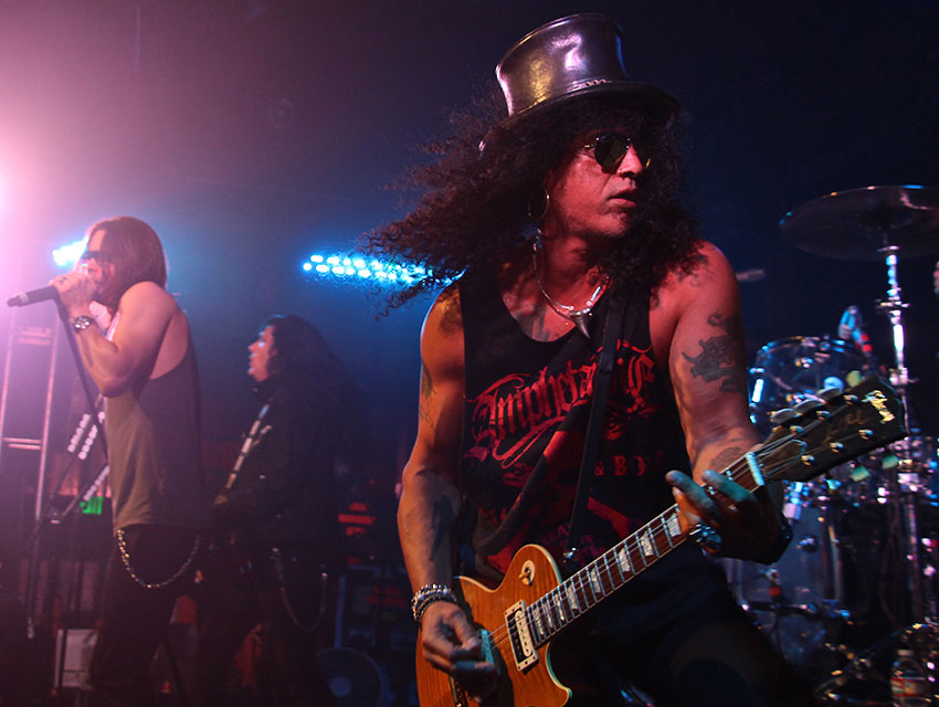 Now that's raw energy! 🤘🎩🤘

#Slash @slash <a href="/EmaEmaRock/">SlashTorino🇮🇹🤘</a> <a href="/GreeceSlash/">Slash_Greece</a> <a href="/Slash/">Slash</a>Army_ARG <a href="/SlashArmyEssex/">SlashArmyEngland</a> <a href="/SlashBucharest/">Slash Romania</a> <a href="/slashmyantidote/">Slash My Antidote</a> <a href="/slashsydney/">Slash Sydney</a> <a href="/SlashFansNJ/">Slash New Jersey</a> <a href="/TheAFDPodcast/">Appetite For Distortion🎙️</a> <a href="/gunsnroses2016/">Rebekah</a> <a href="/slashworldarg/">Slash World</a> <a href="/mx_slash/">Slash Army Córdoba</a> <a href="/SlashIreland/">Slash Ireland</a> <a href="/SlashOnFire/">Slash On Fire</a> <a href="/SlashParadise1/">SlashParadise</a> <a href="/SlashParadise/">Slash Paradise</a>