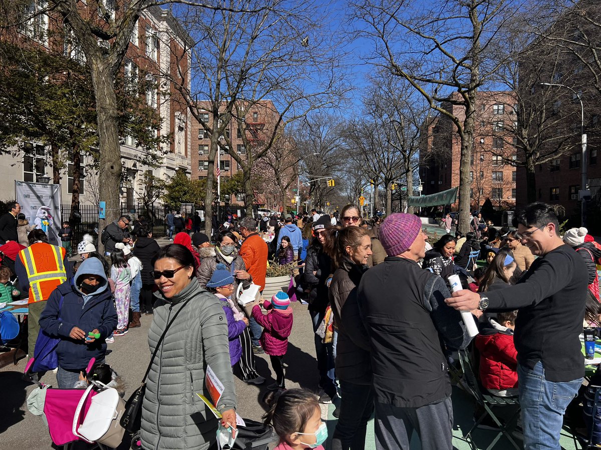 Today we had a extra special day on <a href="/34_ave/">34AveOpenStreets</a> #OpenStreets thank you to <a href="/togetherwecanrc/">Together We Can</a> who brought Easter Bunny, face painter, so many services &amp; so many extras!

Big shout out to <a href="/EIIC1/">EIIC</a> for our mini concert w/West African &amp; Irish musicians&amp; for art classes by Alejandro Pinzon.