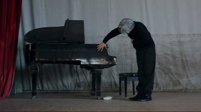 LostInFilm's tweet photo. To celebrate Ryuichi Sakamoto, we recommend you to watch the fascinating documentary 'Ryuichi Sakamoto: Coda' (2017). 

A beautiful portrait of a unique musician's creative process that shows us the contrast between man and nature through interviews and travels around the world. https://t.co/2qWTJRnFbO