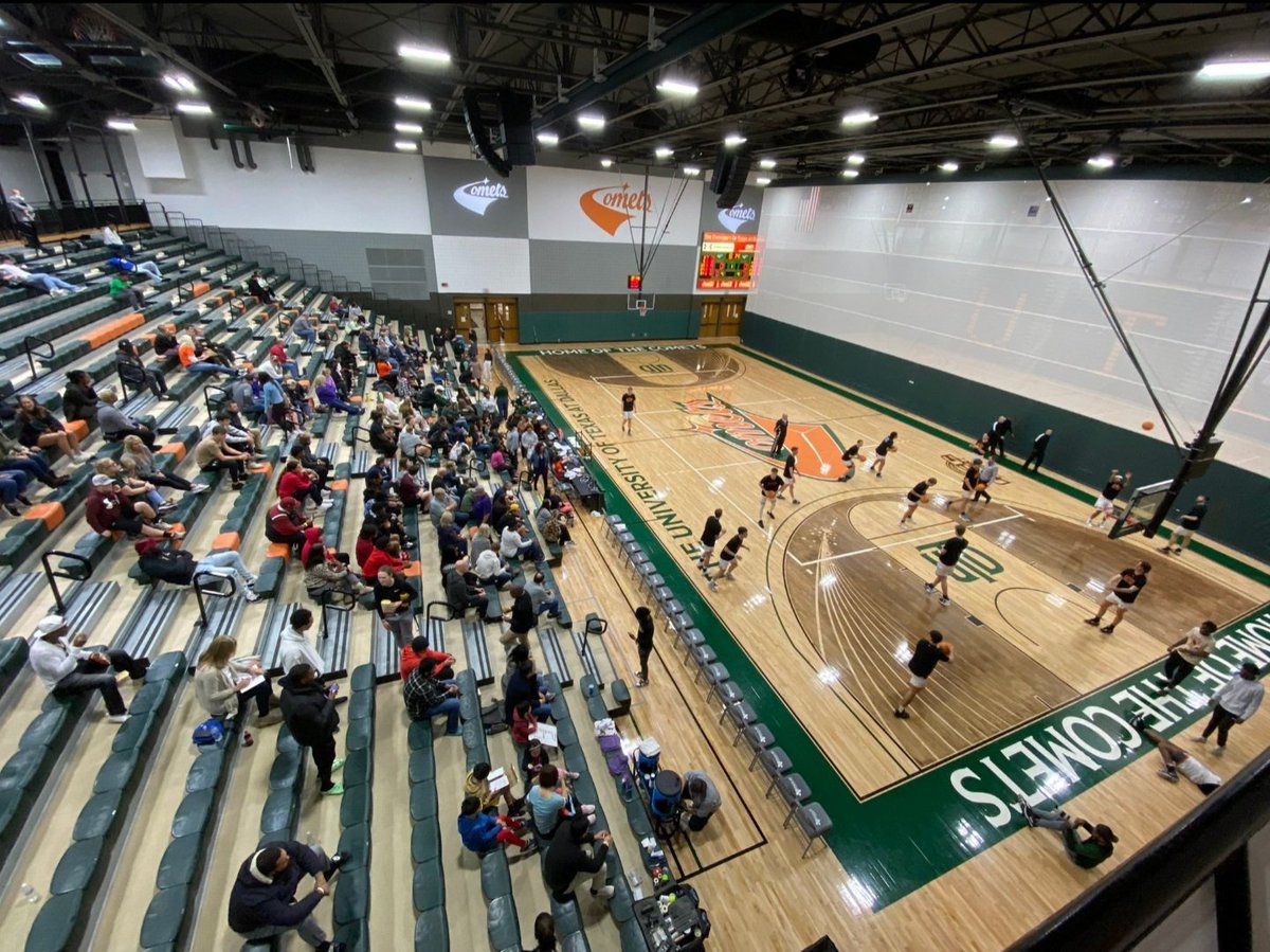 JrOnyeme's tweet photo. Thank you to every college coach who recruited me and allowed my family and I to visit their campus throughout the recruiting process. I would like to announce that I'll be continuing my education and athletic career @UT_Dallas @UTDALLAS_MBB @Jfleming5. Go Comets! ☄ #Committed https://t.co/6uEz8SwgSE