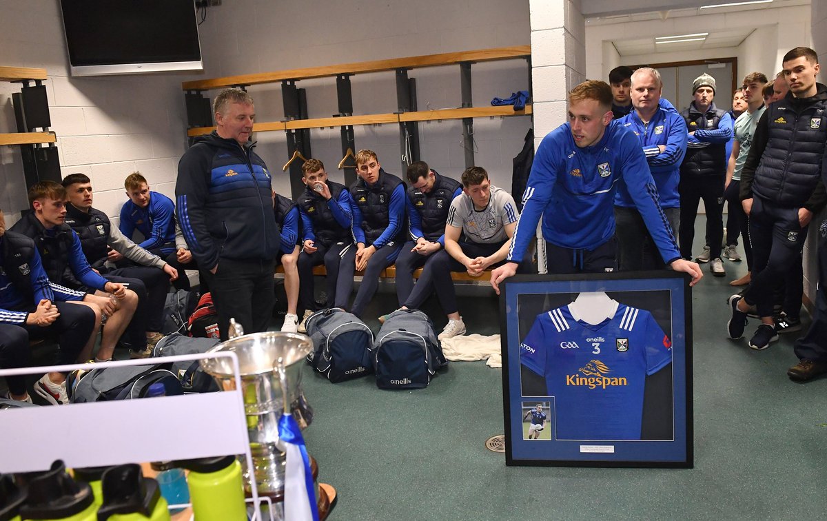 @g_mc1990 presented
<a href="/PadraigFaulkner/">Padraig Faulkner</a>  with a token of appreciation for his 100 appearances for Cavan yesterday in Croke Park after the Allianz League Football Final surrounded by his family and GAA family. What a servant to Cavan GAA. Thank you, Padraig.
#AllianzLeagues #GAA