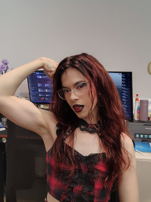 TW Pornstars - LittleMapleBerry | $3 OF | 75% Off |. Pictures and