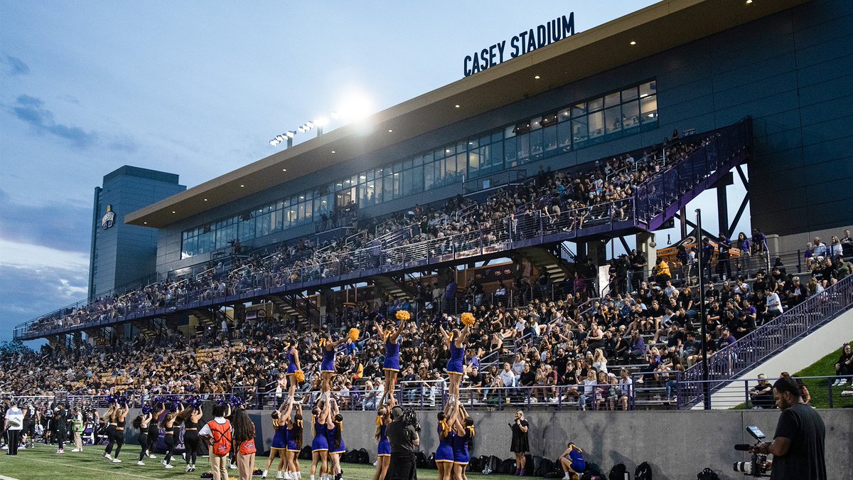 After a brief conversation with“UAlbany”Corners Coach, I’d like to announced that I’ve received My 4th Offer to continue my student-athlete career!   🟪🟨⬜️🐾
<a href="/DWalls2ND/">Darrin Walls</a> <a href="/UAlbanyFootball/">UAlbany Football</a> <a href="/CoachJrob2/">James Robertson</a> <a href="/coachcurtis42/">MCRECRUITS.COM</a> <a href="/jose_gumbs28/">Jo$e G</a> @Sussexfootball5 #WinTheDay #TrentonNJ #JucoProduct